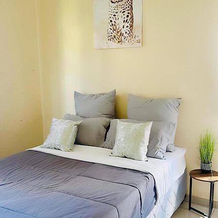 Zakhele Guest House 만지니 외부 사진